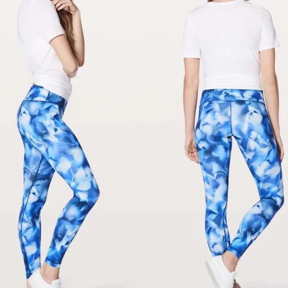 lululemon athletica, Pants & Jumpsuits, Lululemon Athletica Blue Tie Dye  Leggings Size 6